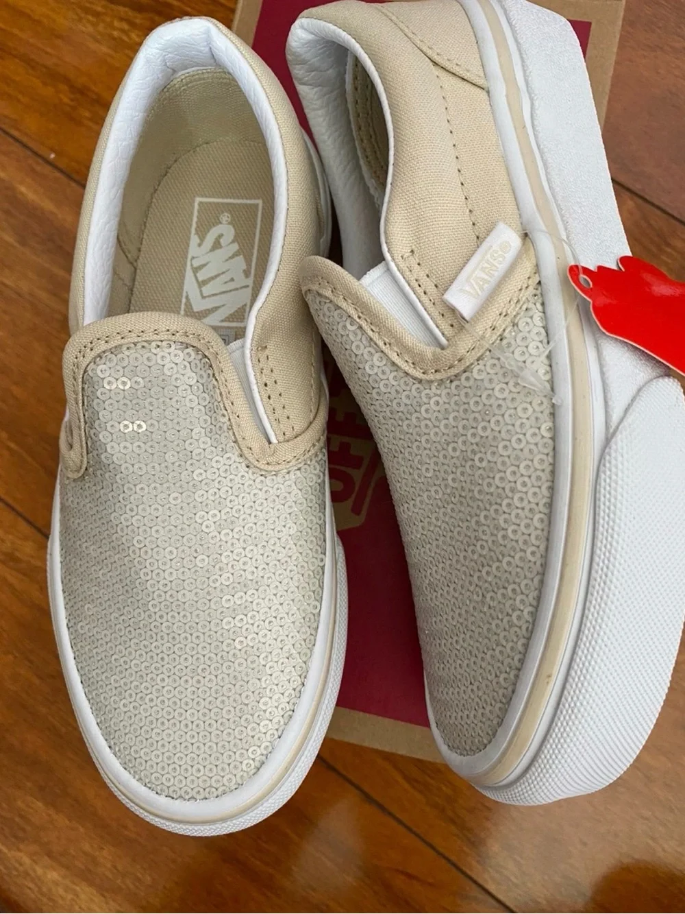 New girls Sz 11 Vans Slip-On Sequined Canvas Shoes in Beige and White
